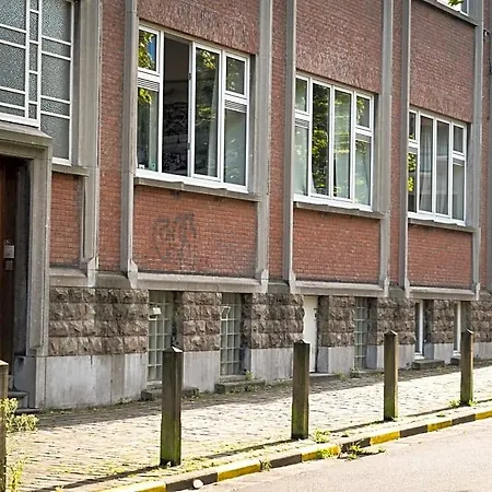 Tempelhof Bed & Breakfast 3*
